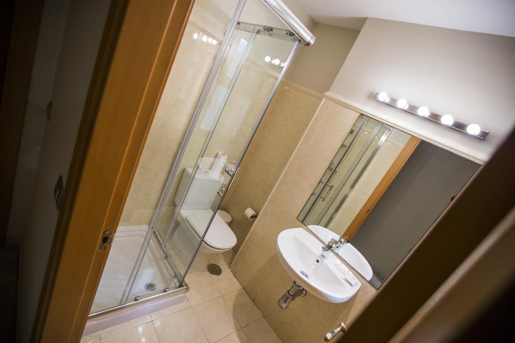 Ab Apartamentos Reding マラガ エクステリア 写真