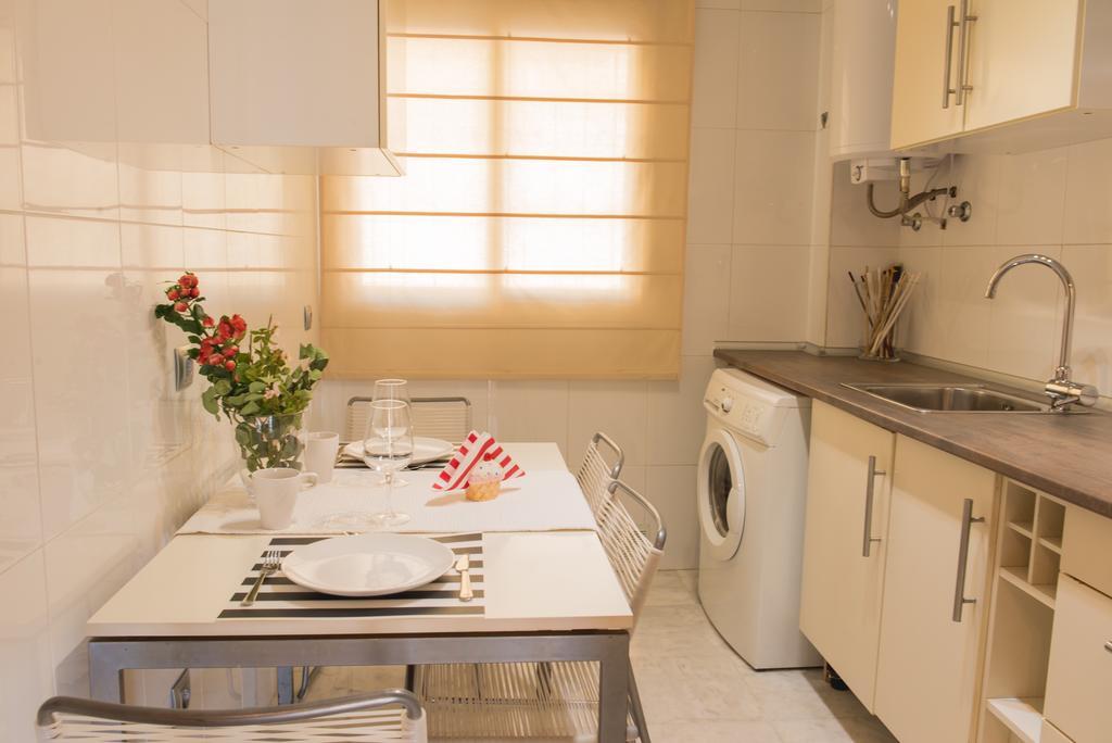 Ab Apartamentos Reding マラガ エクステリア 写真